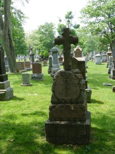 treestump gravestone